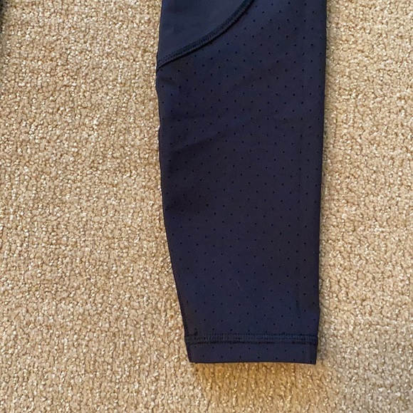 Lululemon leggings - Picture 2 of 4